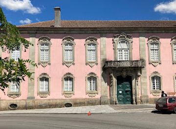 portugal/viseu/landmark/palacio-dos-condes-de-anadia-mangualde-viseu
