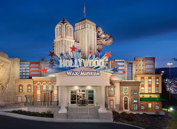 tennessee/pigeon-forge/landmark/hollywood-wax-museum