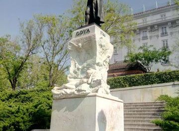 spain/madrid/landmark/monument-to-goya