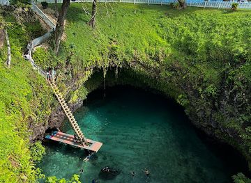 samoa/atua/landmark/to-sua-ocean-trench