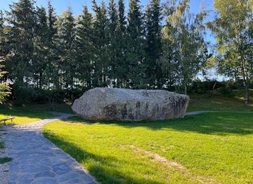 lithuania/aukstaitija/landmark/barstyciu-akmuo