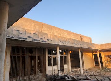 kuwait/bubiyan-island/landmark/abandoned-supermarket
