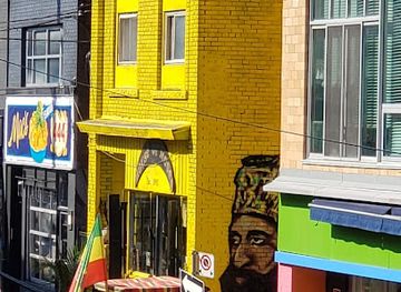 canada/toronto/kensington-market/landmark/bazaar-gift-shop