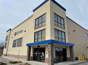 maine/saco/landmark/life-storage-saco