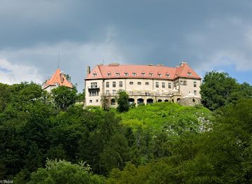 poland/lesser-poland/landmark/zamek-w-przegorzalach