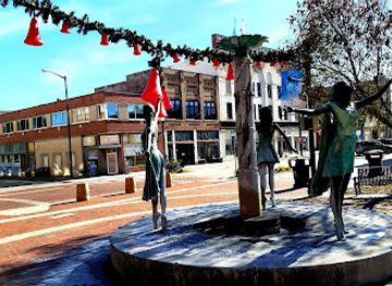 indiana/anderson/landmark/dickmann-town-center