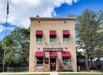 utah/book-cliffs/landmark/sandy-museum