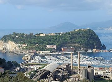 italy/naples/posillipo/landmark/belvedere-occidentale-di-posillipo