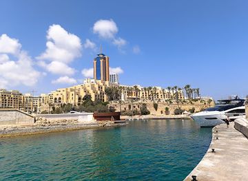 malta/grand-harbour/landmark/remains-of-spinola-entrenchment