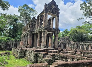 cambodia/oddar-meanchey/landmark/prasat-preah-khan