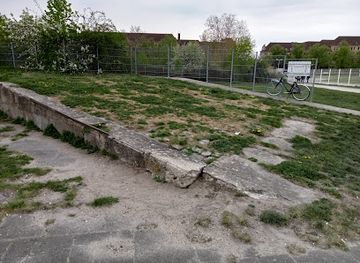 germany/pomerania/landmark/luftbrucken-zugladerampe