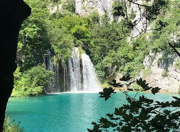 croatia/lika/landmark/supljara-cave