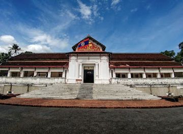 laos/xiangkhoang-province/landmark/national-museum