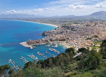 italy/palermo/castellammare/landmark/belvedere-castellammare-del-golfo