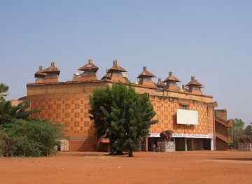 burkina-faso/dedougou/landmark/maison-du-peuple