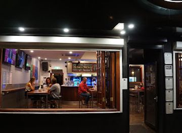 australia/red-centre/landmark/the-rock-bar