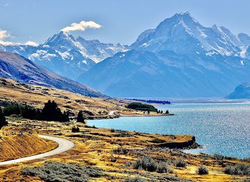 new-zealand/mount-cook-national-park/landmark/tapataia-mahaka-peter-s-lookout-lake-pukaki-viewpoint-mount-cook-road