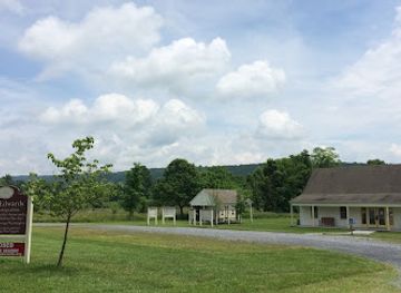 west-virginia/allegheny-highlands/landmark/fort-edwards-foundation-inc