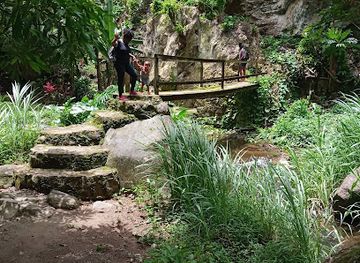 saint-lucia/malgretoute/landmark/new-jerusalem-baths-tour