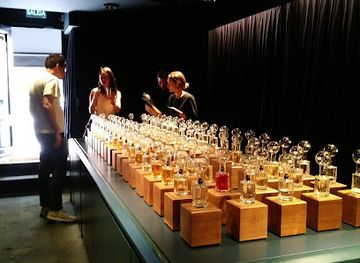 argentina/patagonia/landmark/fueguia-1833-recoleta