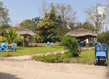 guinea-bissau/bissau-region/landmark/canafistra-crescendo-a-beira-rio