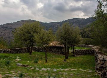 cyprus/machairas-mountains/landmark/u