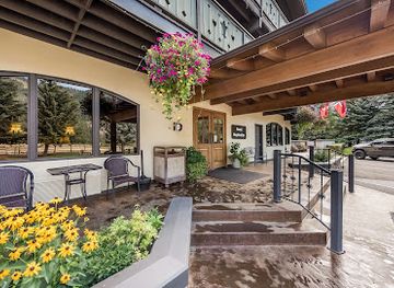idaho/ketchum/landmark/best-western-tyrolean-lodge