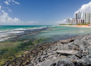 brazil/recife/landmark/pina-beach