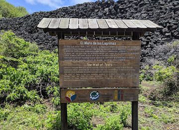 ecuador/highland-valleys/landmark/wall-of-tears