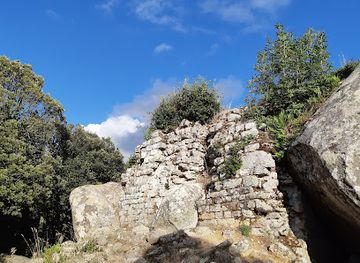france/corsica/landmark/archaeological-sites-cucuruzzu-and-capula