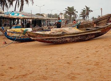 togo/lake-togo-area/landmark/le-sunset-beach-lounge-beach-cafe