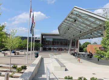 maryland/silver-spring/landmark/silver-spring-civic-building-at-veterans-plaza