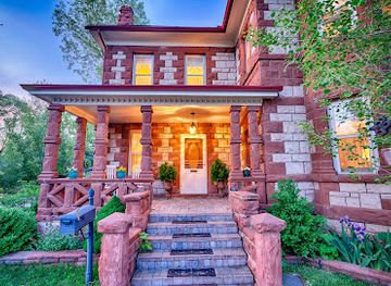 arizona/flagstaff/landmark/england-house-bed-breakfast