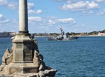 ukraine/crimean-peninsula/landmark/count-s-jetty