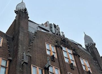 netherlands/amsterdam/landmark/scheepvaarthuis