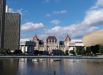 new-york/albany/downtown-albany/landmark/empire-state-plaza