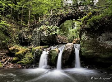 luxembourg/mullerthal-trail/landmark/kallektuffquell