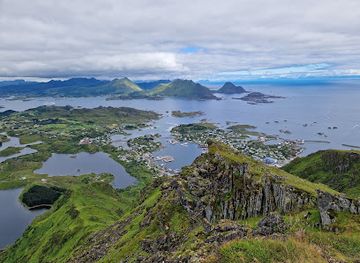 norway/lofoten-islands/landmark/nonstinden