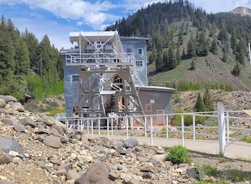 idaho/silver-valley/landmark/yankee-fork-gold-dredge