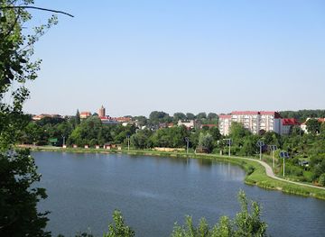 poland/leczyca-land/landmark/teren-rekreacyjny-nad-zalewem-miejskim