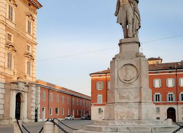 italy/modena/landmark/monumento-a-ciro-menotti