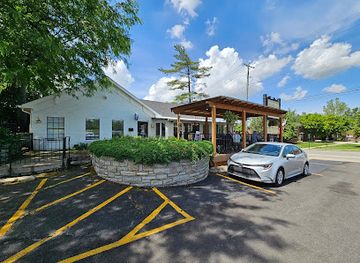 kentucky/fort-thomas/landmark/highland-square-cafe