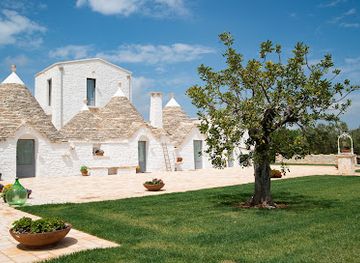 italy/apulia/landmark/dimore-angiulli-trulli-di-charme