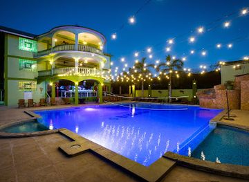 belize/mountain-pine-ridge/landmark/midas-belize