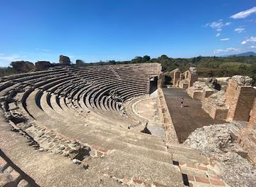 greece/epirus/landmark/roman-odeum-of-nicopolis