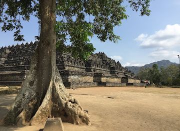 indonesia/south-papua/landmark/borobudur-temple