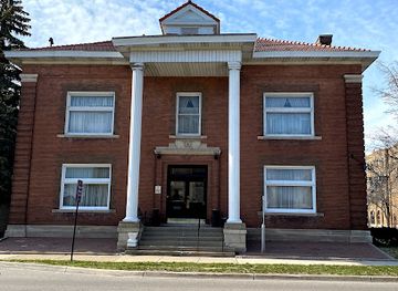 michigan/muskegon/landmark/muskegon-women-s-club-historical-landmark