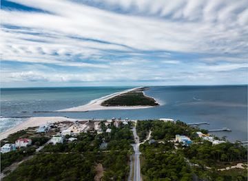 florida/st-george-island/landmark/dr-julian-g-bruce-st-george-island-state-park