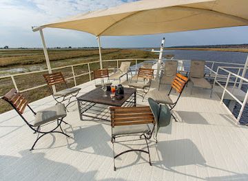 botswana/chobe-district/landmark/pangolin-voyager