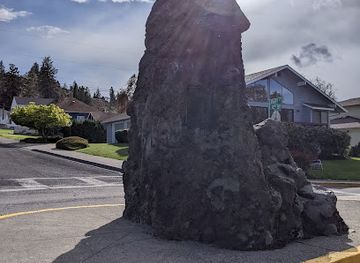 oregon/the-dalles/landmark/pulpit-rock